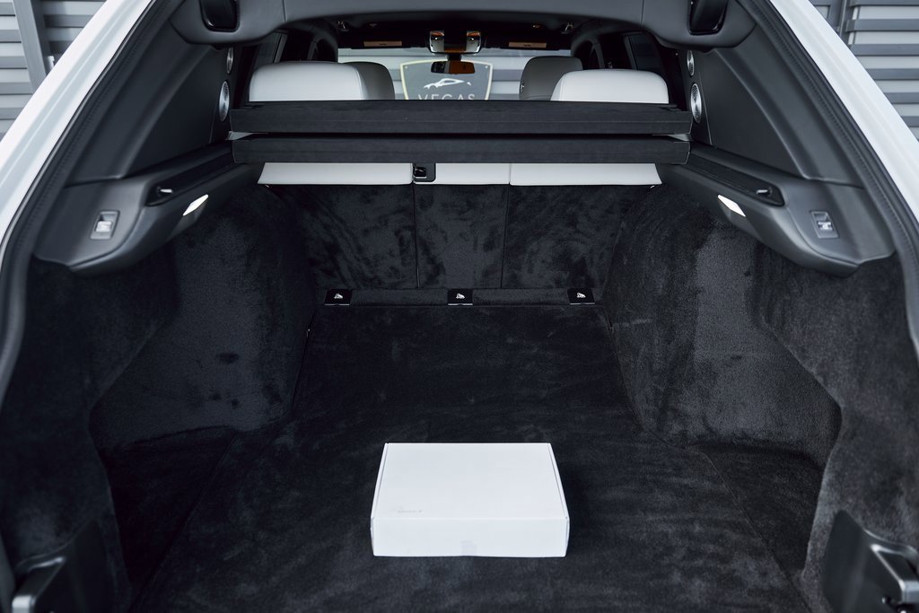 Used 2026 Rolls-Royce Cullinan image 20