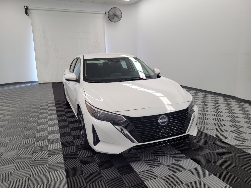 Used 2025 Nissan Sentra SV FWD image 14