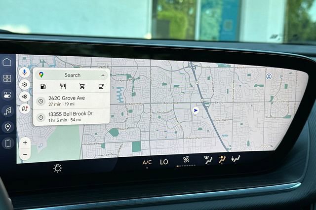 Used 2025 Buick Envision Preferred image 44