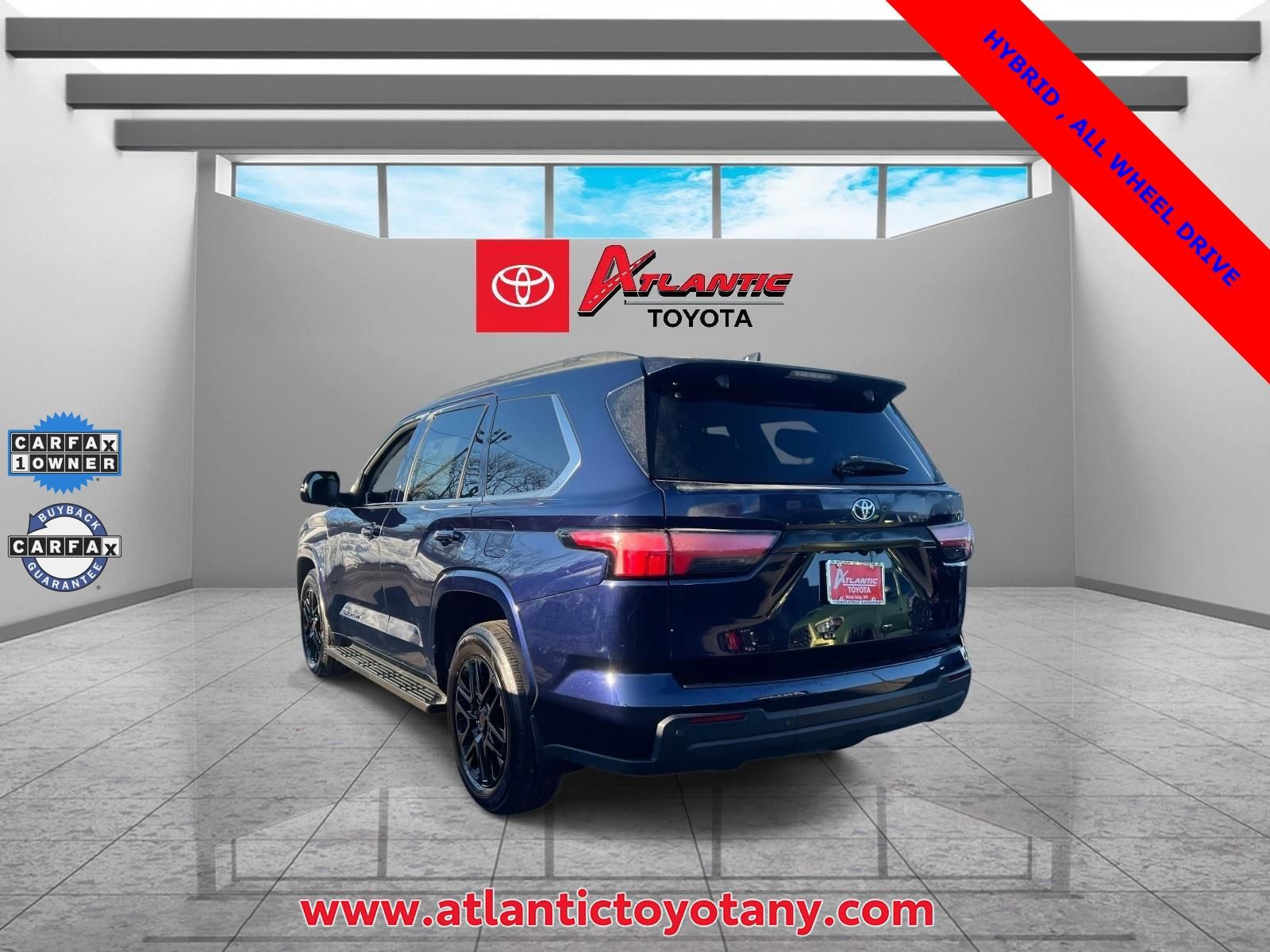 Used 2024 Toyota Sequoia SR5 w/ SR5 Premium Package image 5