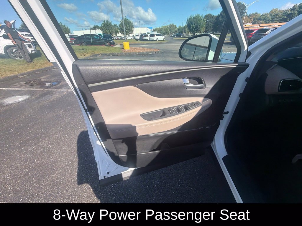 Used 2023 Hyundai Santa Fe SEL w/ Premium Package AWD/4WD image 12