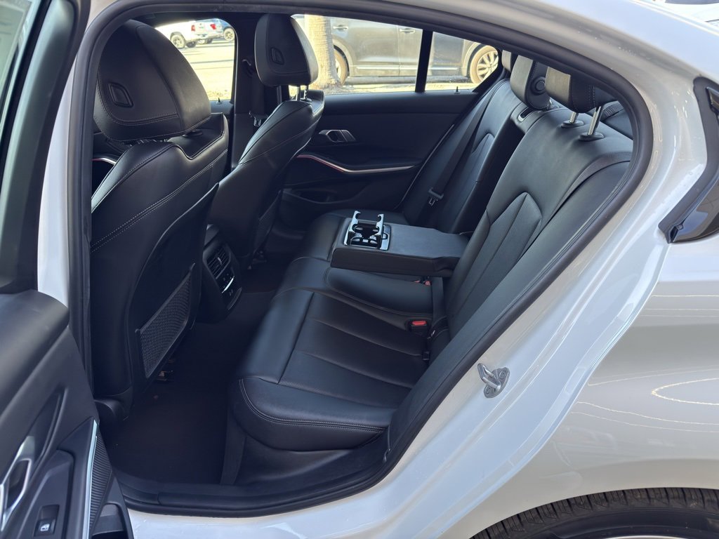 Used 2023 BMW 330i Sedan w/ Driving Assistance Package image 27