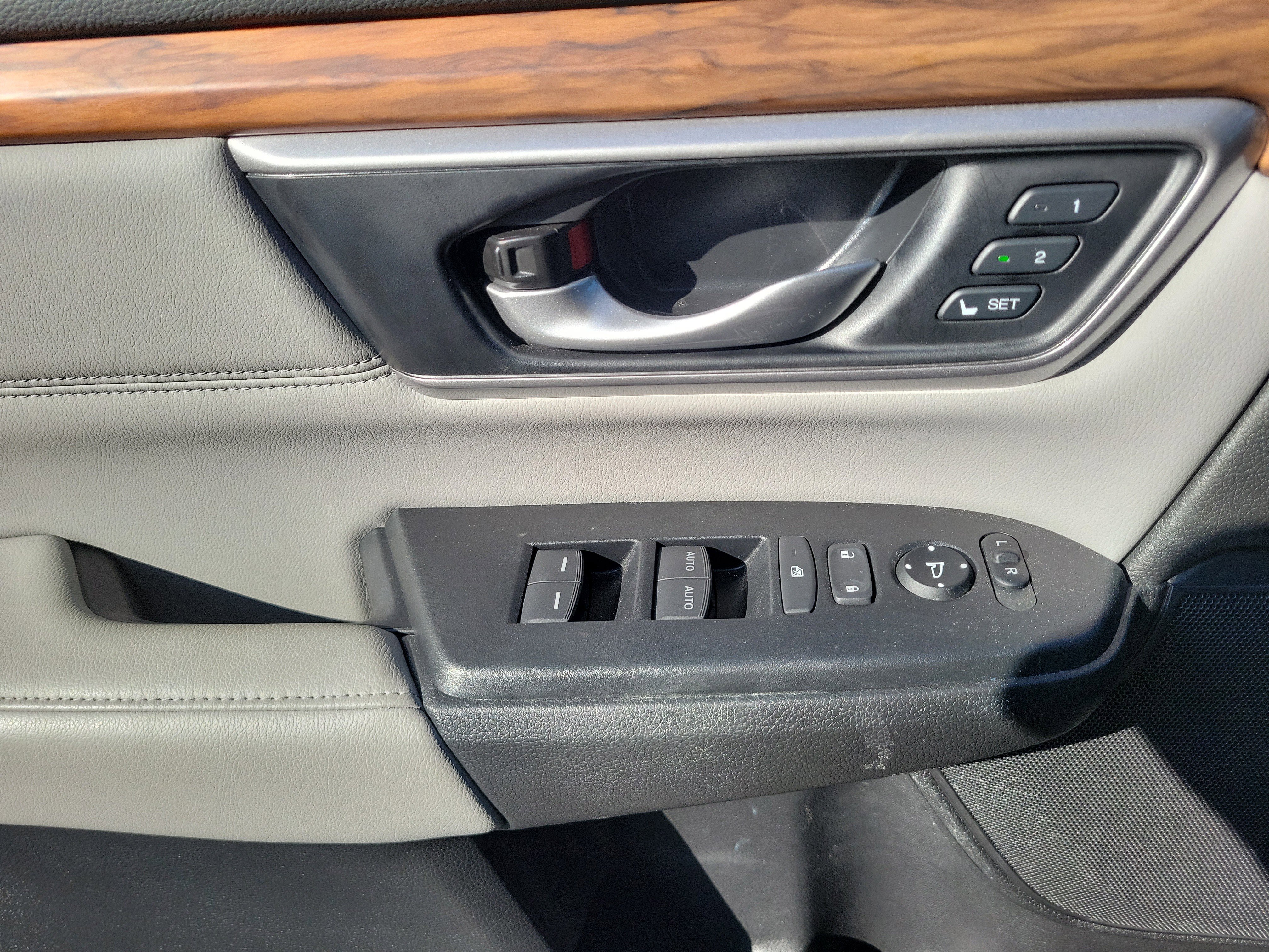 Used 2022 Honda CR-V EX-L image 18