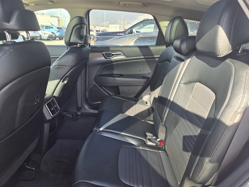 Used 2025 Kia Sportage SX FWD image 29