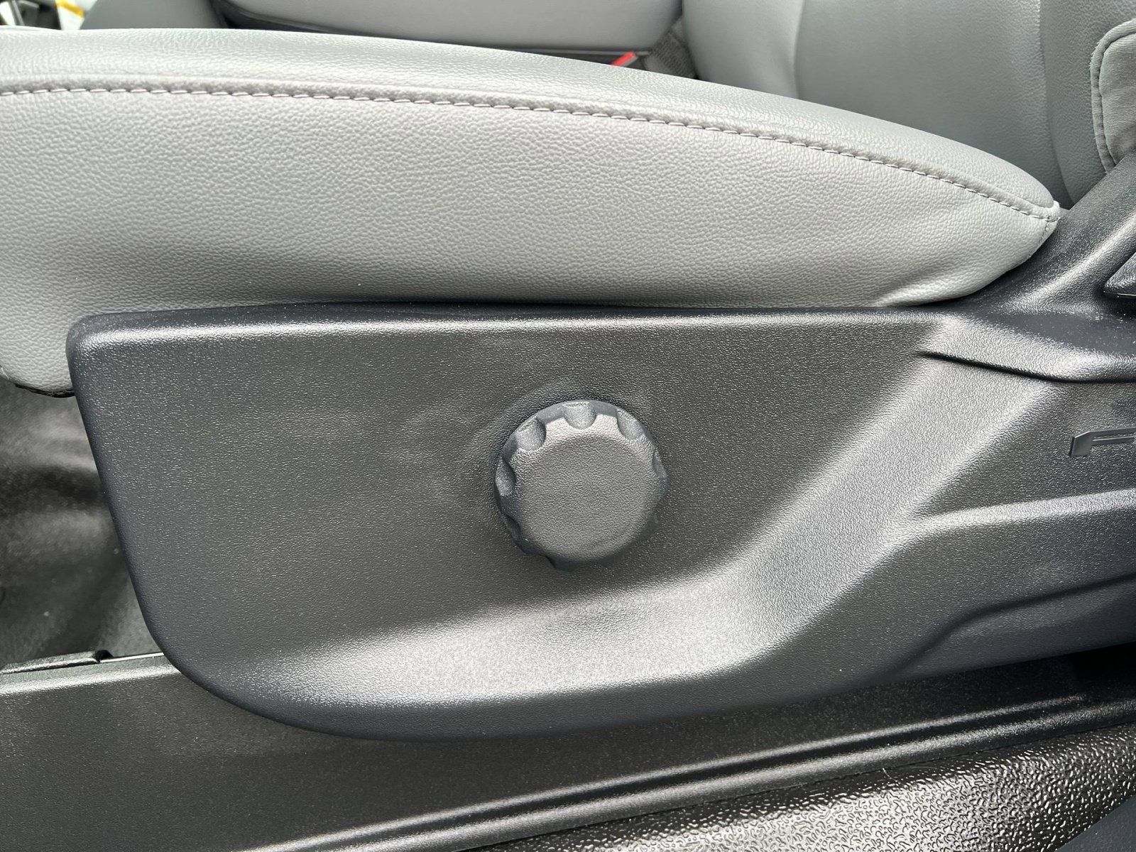 Used 2026 Ford F250 XL w/ XL Chrome Package image 14