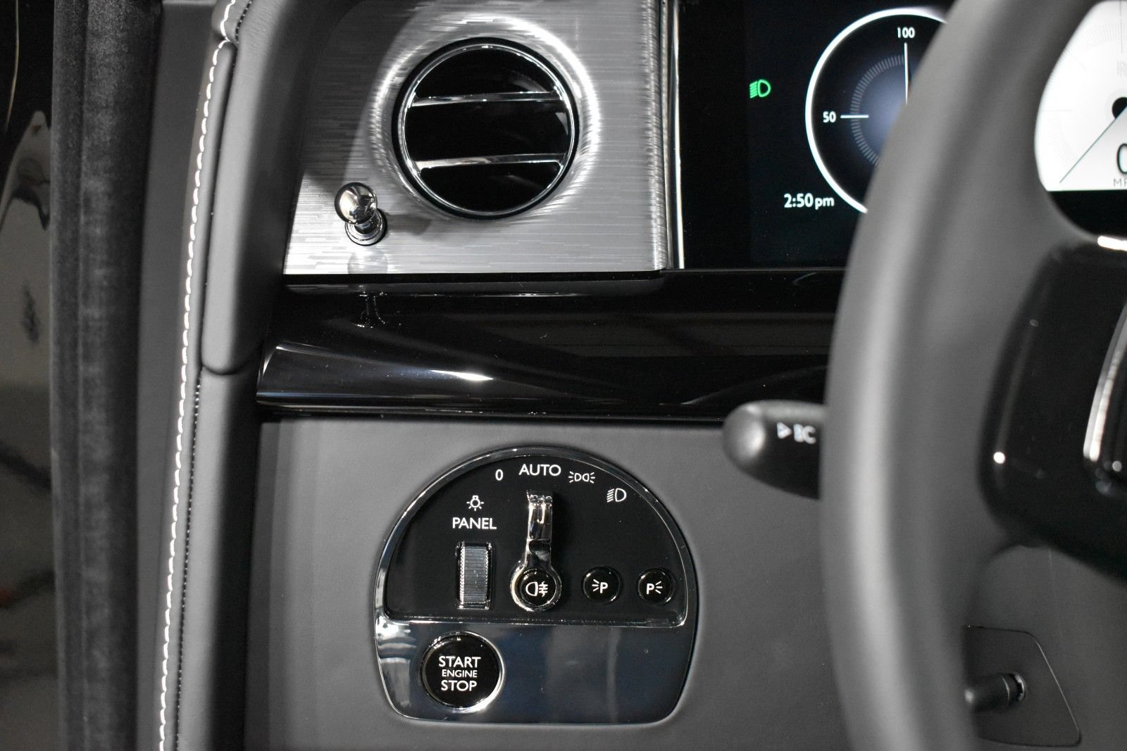 New 2027 Rolls-Royce Phantom Sedan RWD image 28