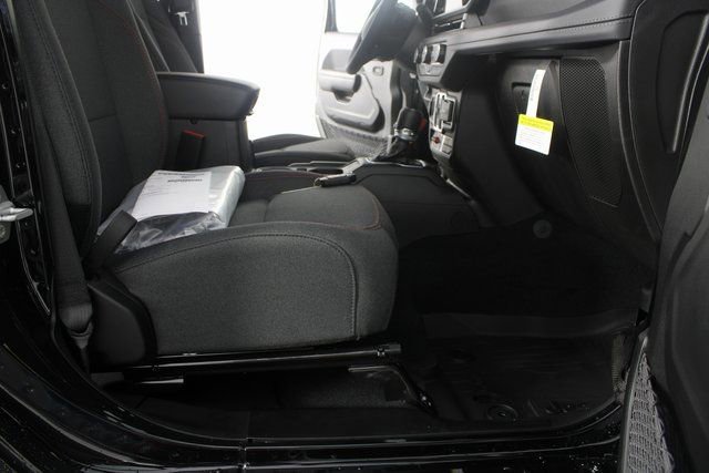 New 2026 Jeep Wrangler Unlimited Rubicon AWD/4WD image 19