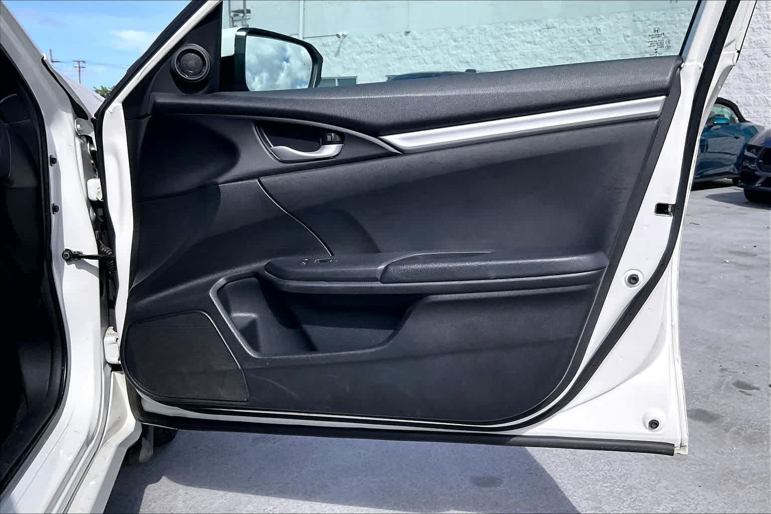 Used 2019 Honda Civic Sport image 28