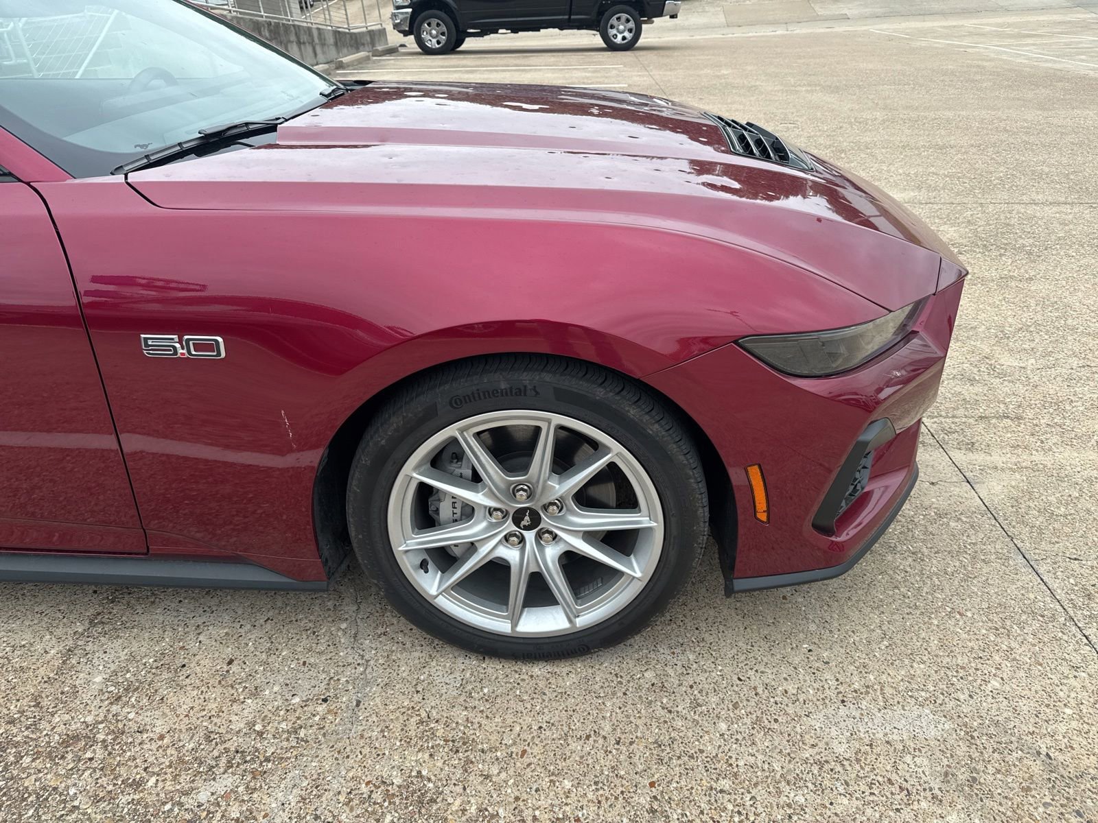Used 2025 Ford Mustang GT Premium RWD image 4