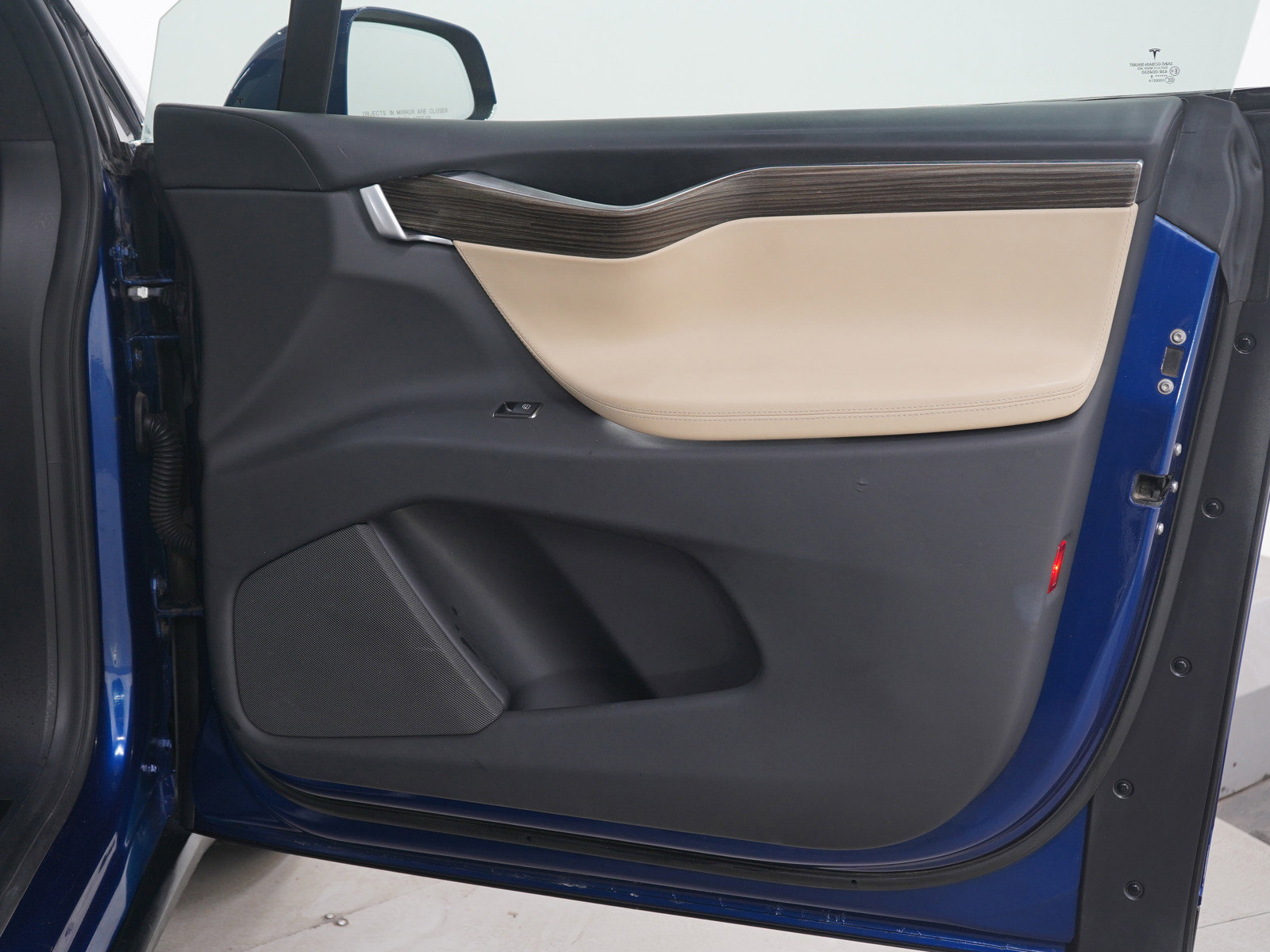 Used 2016 Tesla Model X Performance image 13