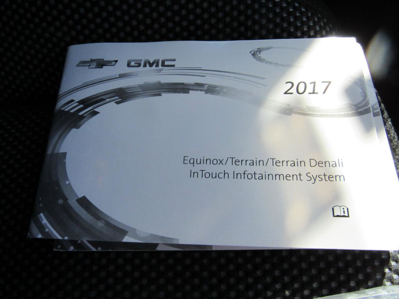 Used 2017 GMC Terrain SLE w/ Convenience Package AWD/4WD image 34
