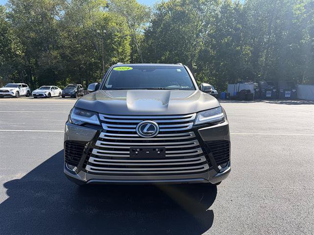 Used 2024 Lexus LX 600 4WD w/ Ultra Luxury Package image 4