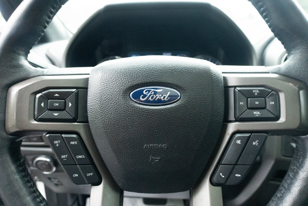 Used 2020 Ford Expedition XLT w/ Equipment Group 202A RWD image 23
