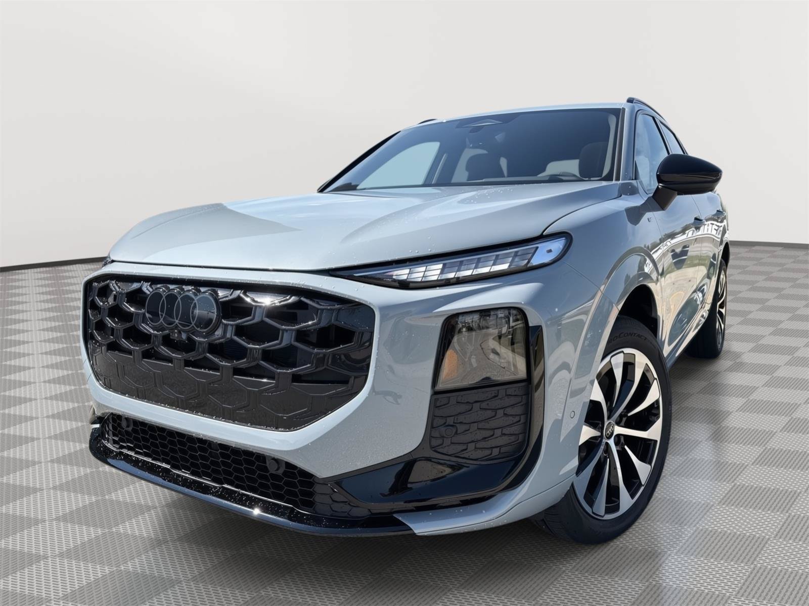 New 2026 Audi Q3 quattro 2.0T AWD/4WD image 1