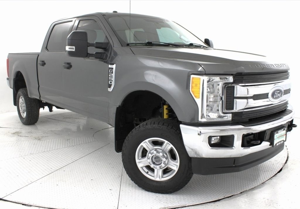 Used 2017 Ford F250 XLT w/ XLT Value Package image 1