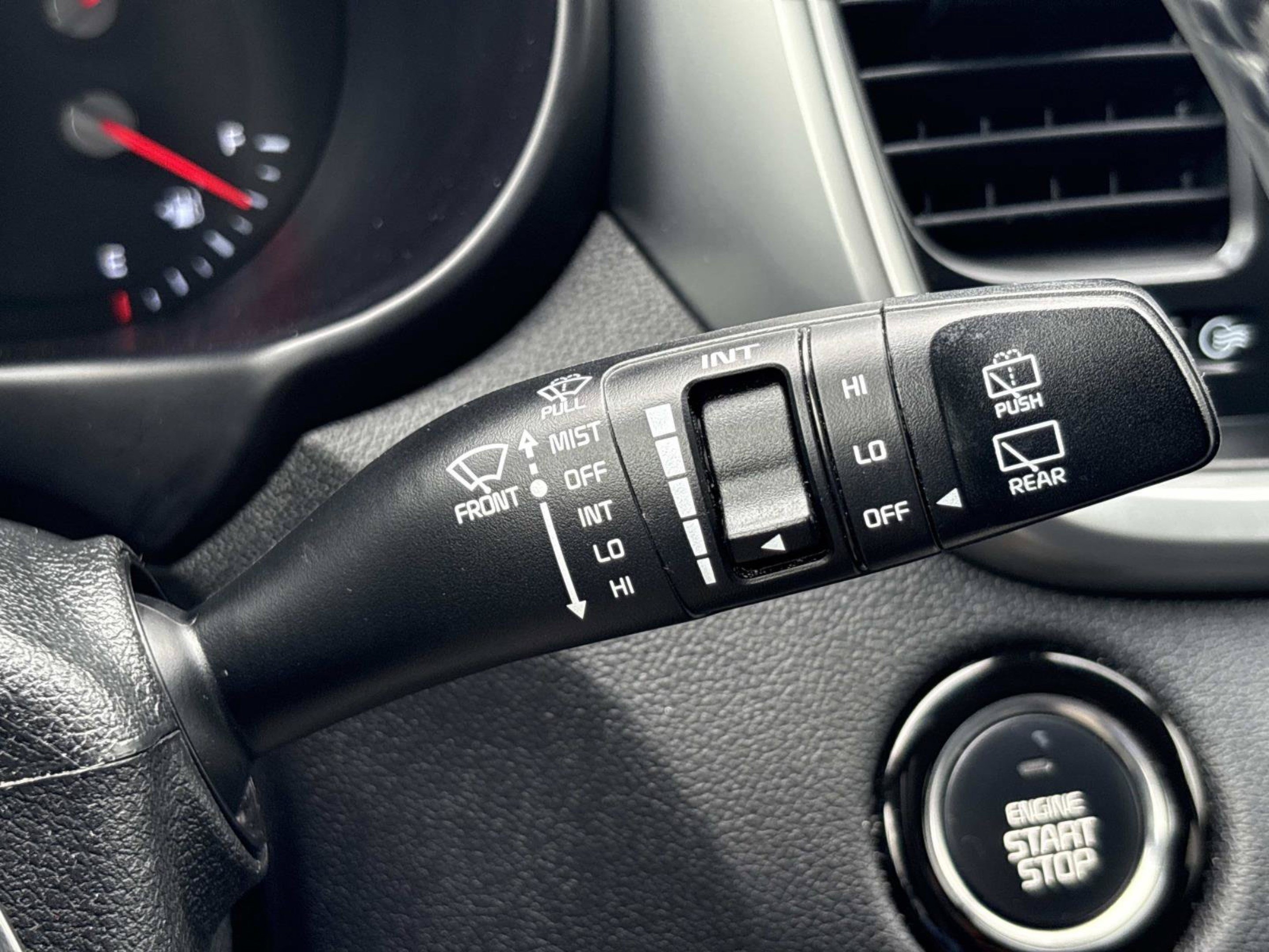 Used 2019 Kia Sorento EX AWD/4WD image 26