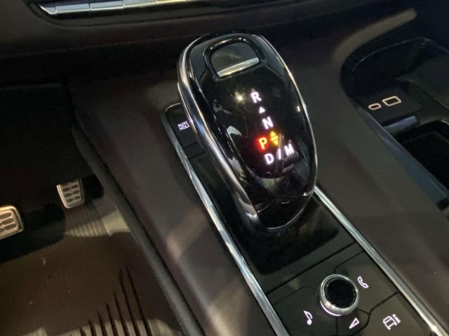 Used 2023 Cadillac Escalade V image 25