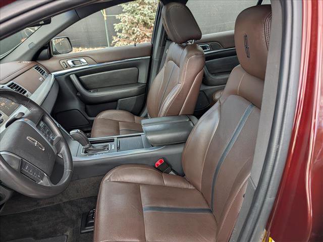 Used 2012 Lincoln MKS AWD image 28