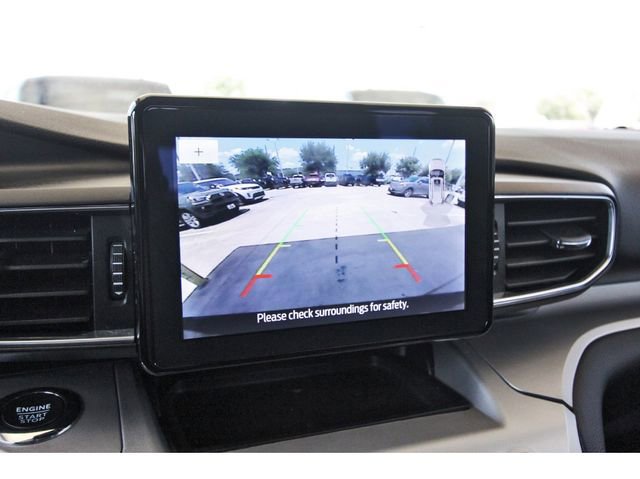 Used 2022 Ford Explorer XLT w/ Equipment Group 202A AWD/4WD image 23