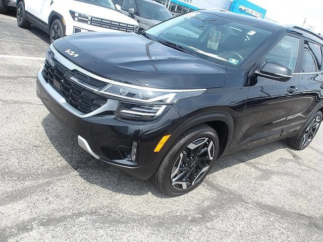 Used 2024 Kia Seltos SX AWD/4WD image 3
