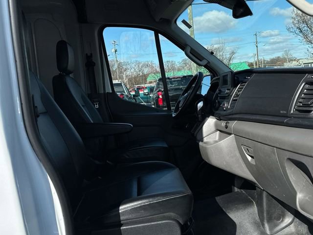 Used 2023 Ford Transit 250 Medium Roof image 18