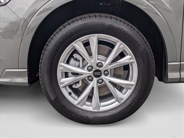 New 2025 Audi Q3 2.0T Premium image 9