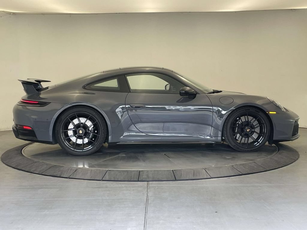 Used 2026 Porsche 911 Carrera GTS RWD image 8