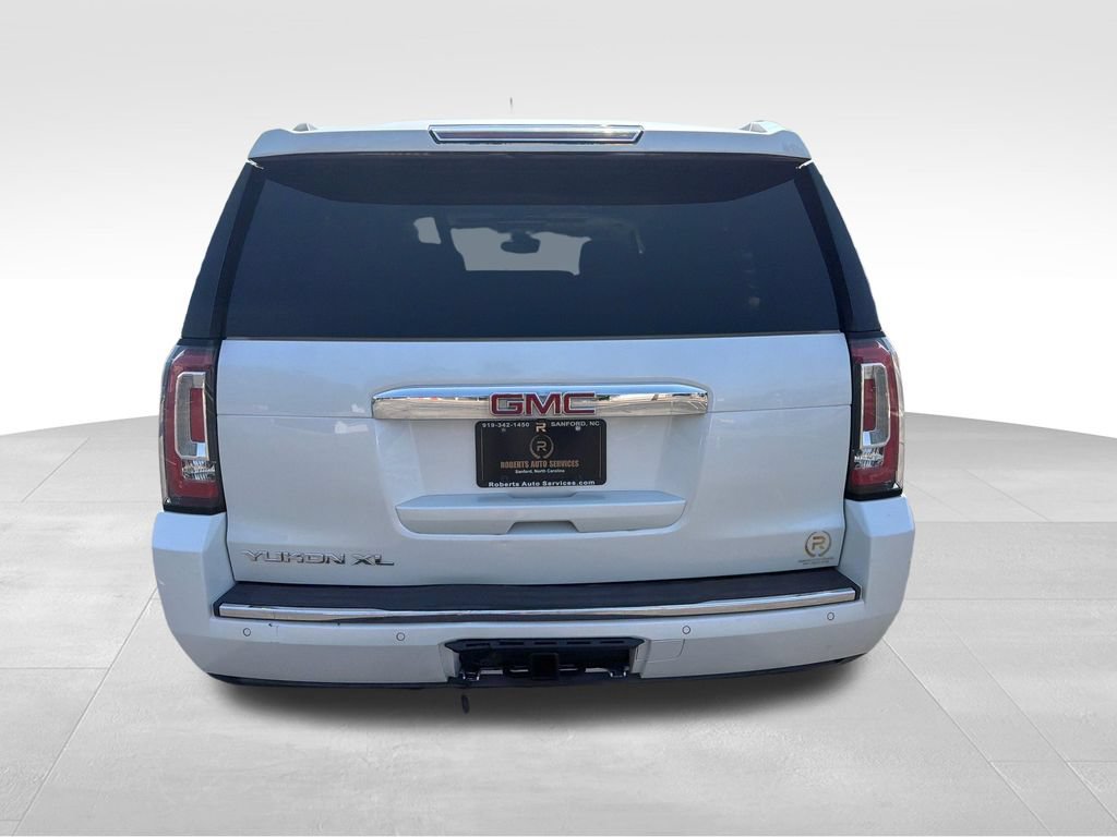 Used 2018 GMC Yukon XL Denali w/ Denali Ultimate Package AWD/4WD image 4