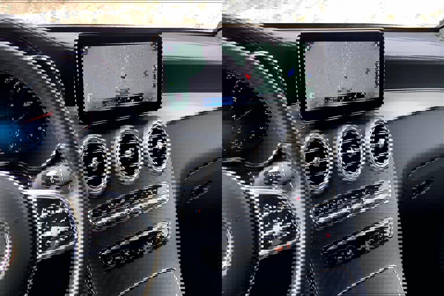 Certified 2023 Mercedes-Benz GLC 300 GLC 300 image 7