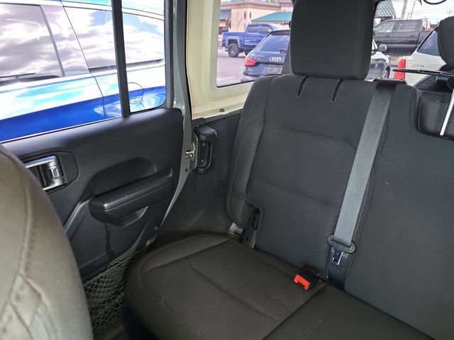 Used 2019 Jeep Wrangler Unlimited Sport S AWD/4WD image 12