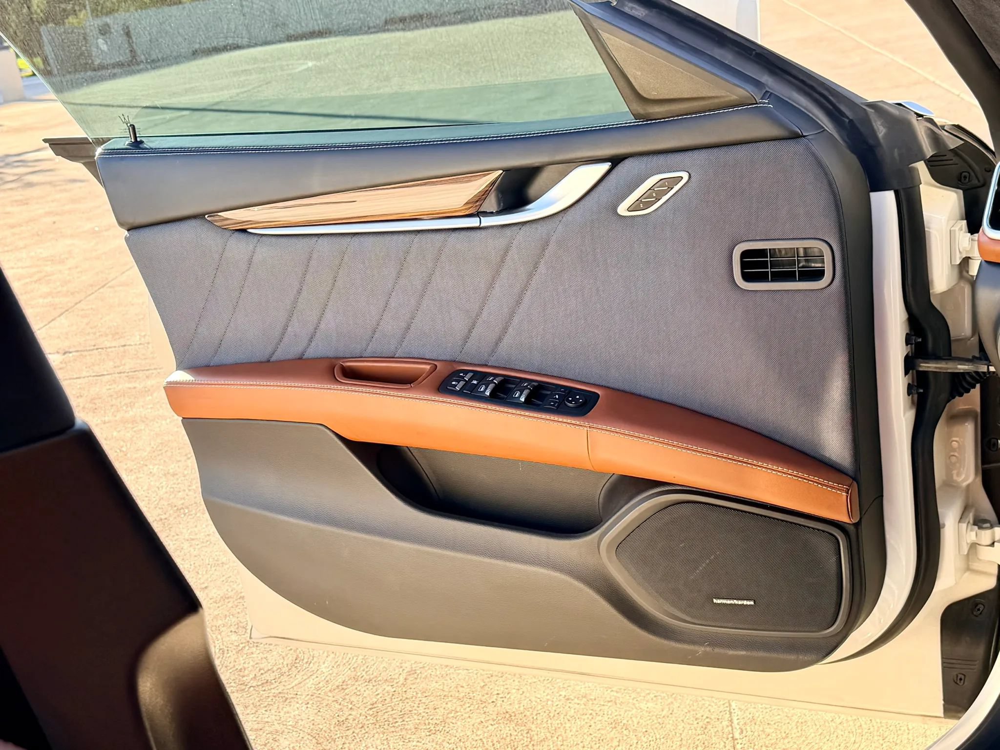 Used 2019 Maserati Ghibli GranLusso RWD image 91