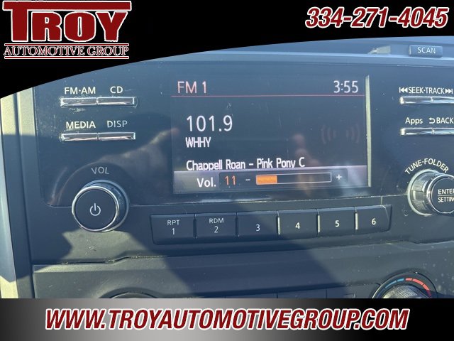 Used 2017 Nissan Titan S image 25