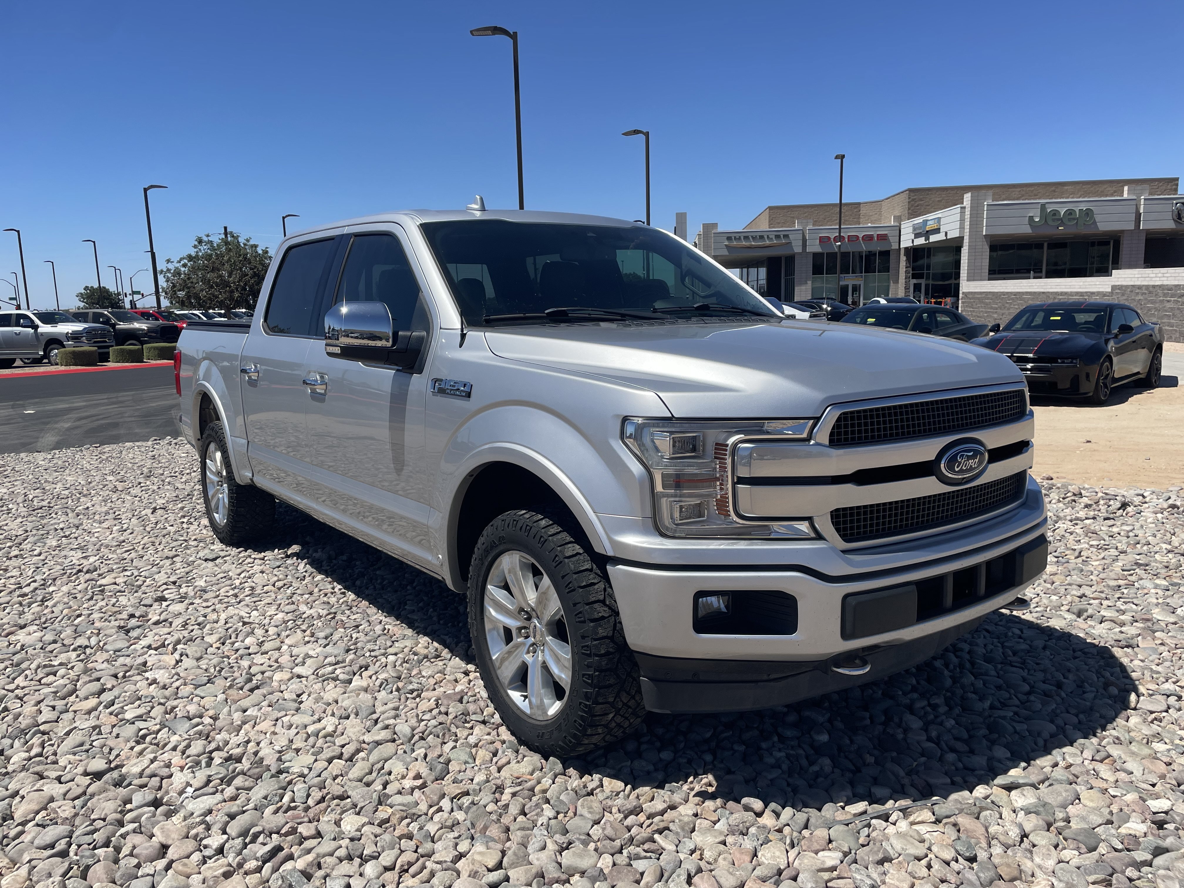 Used 2018 Ford F150 Platinum w/ Equipment Group 701A Luxury AWD/4WD image 7