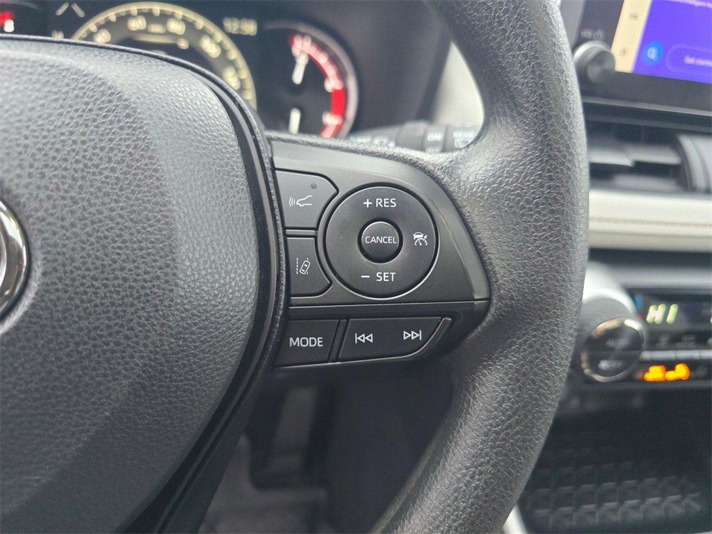 Used 2025 Toyota RAV4 XLE w/ Convenience Package image 25