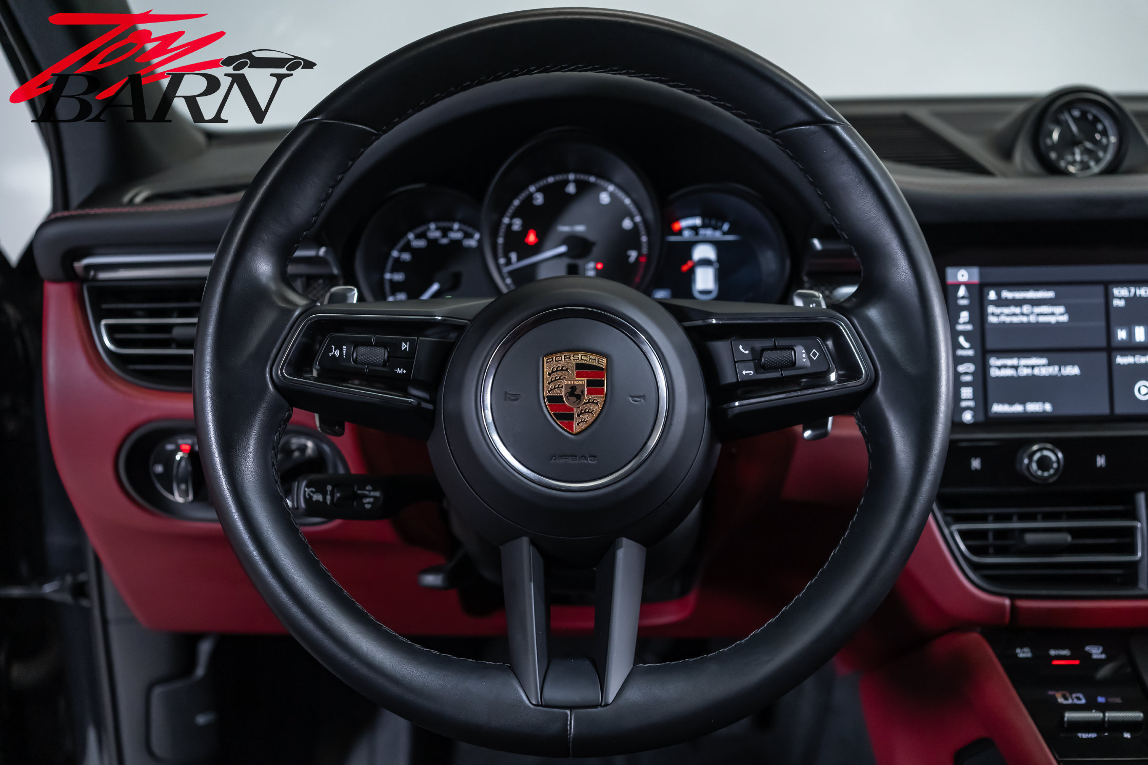 Used 2024 Porsche Macan S AWD/4WD image 27