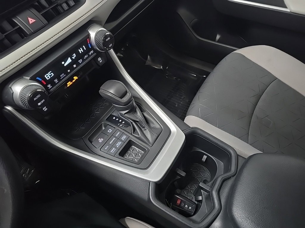 Used 2023 Toyota RAV4 XLE image 27