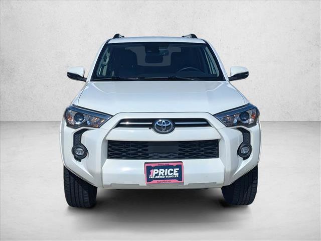 Used 2022 Toyota 4Runner SR5 Premium image 2
