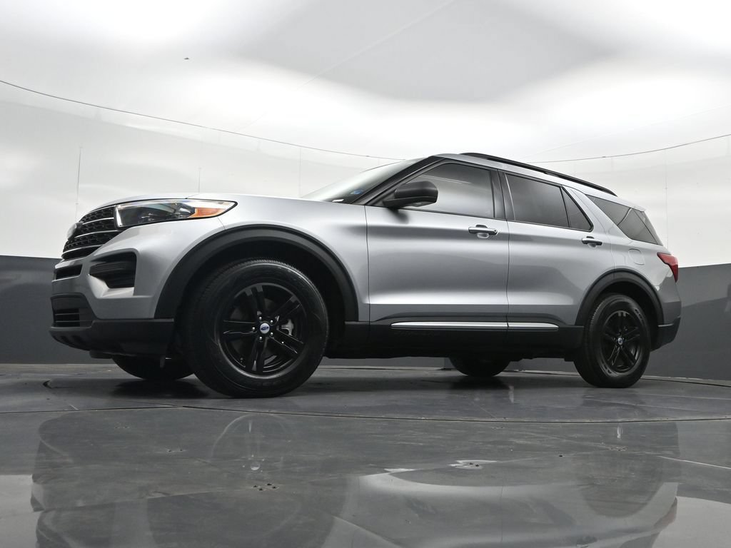 Used 2023 Ford Explorer XLT RWD image 31