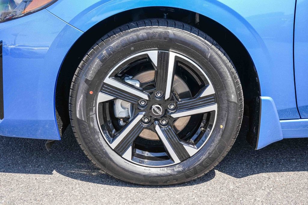 Used 2025 Nissan Sentra SV FWD image 13