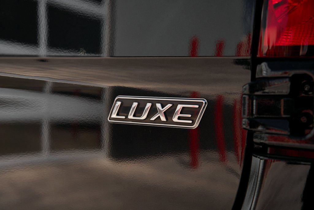 Used 2024 Mercedes-Benz Sprinter 3500 w/ Parking Package image 13