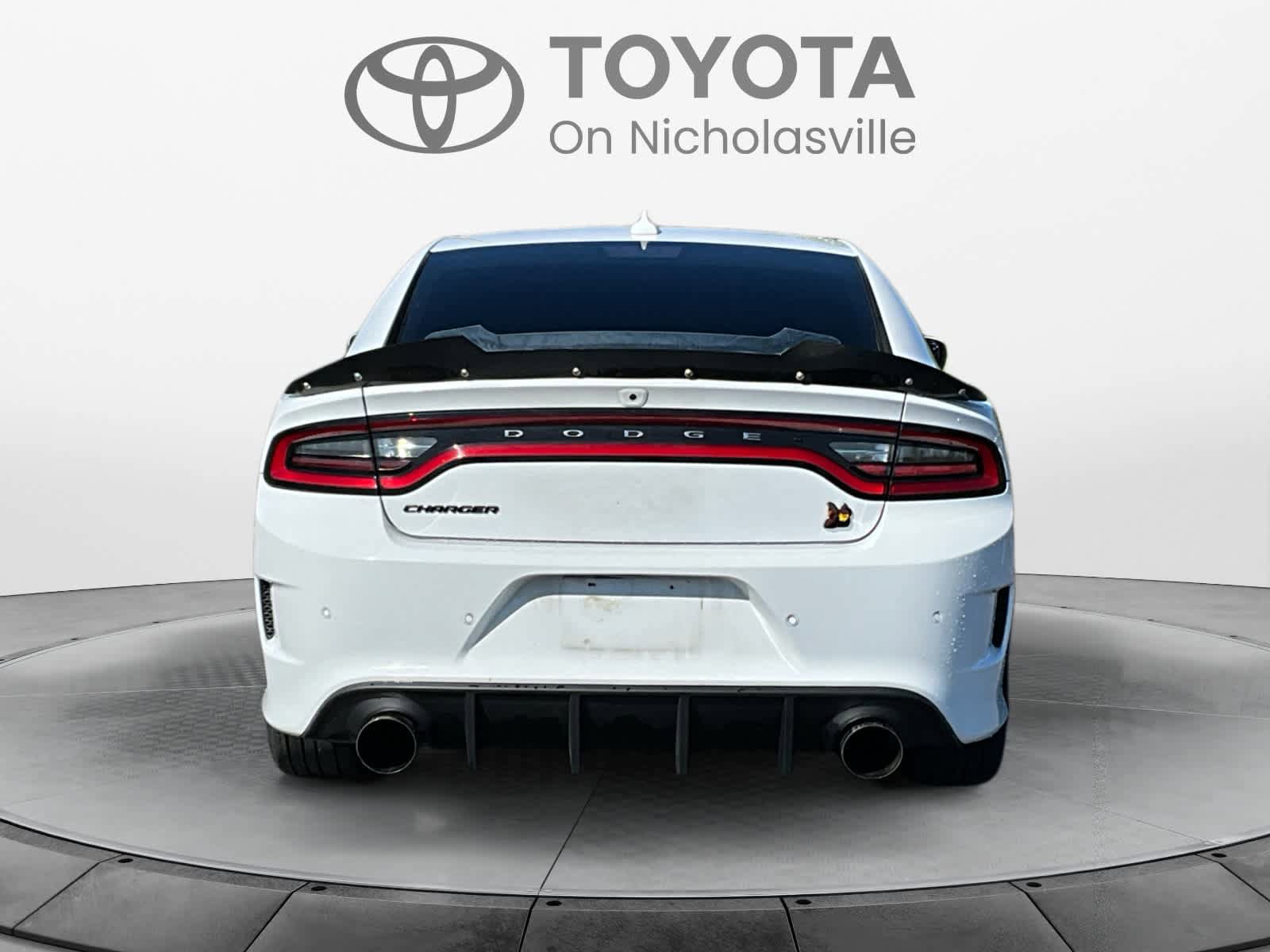 Used 2022 Dodge Charger Scat Pack w/ Plus Group RWD image 5