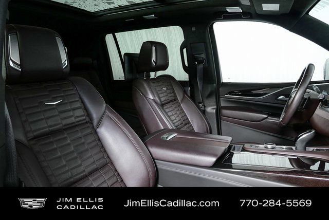 Used 2023 Cadillac Escalade ESV Sport Platinum w/ LPO, ONYX Package image 22