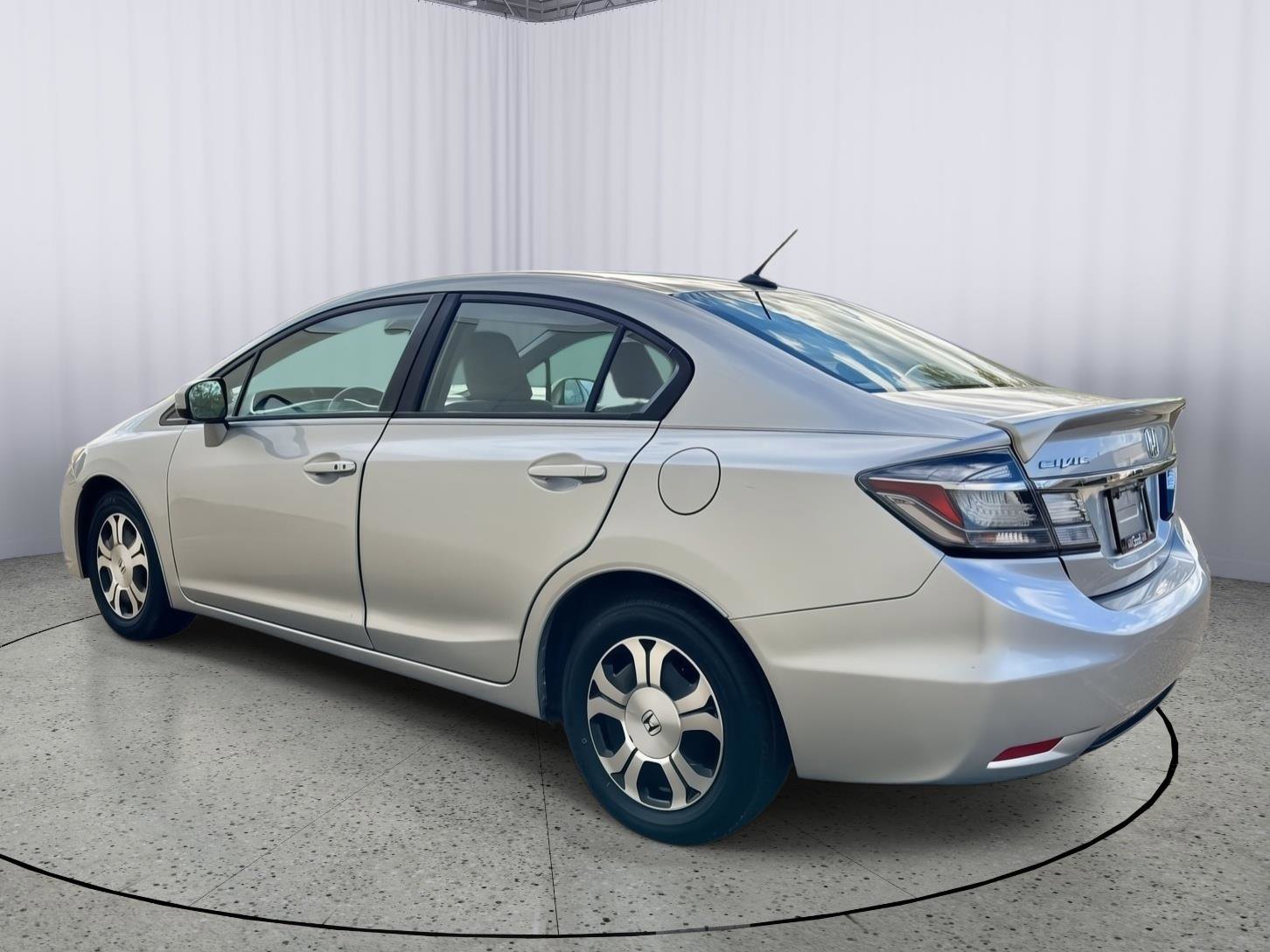 Used 2014 Honda Civic Hybrid Sedan image 10