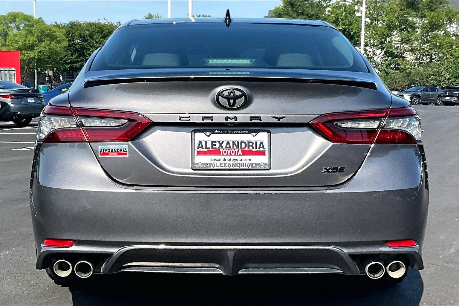 Used 2021 Toyota Camry XSE w/ Blackout Package (TMS) FWD image 4