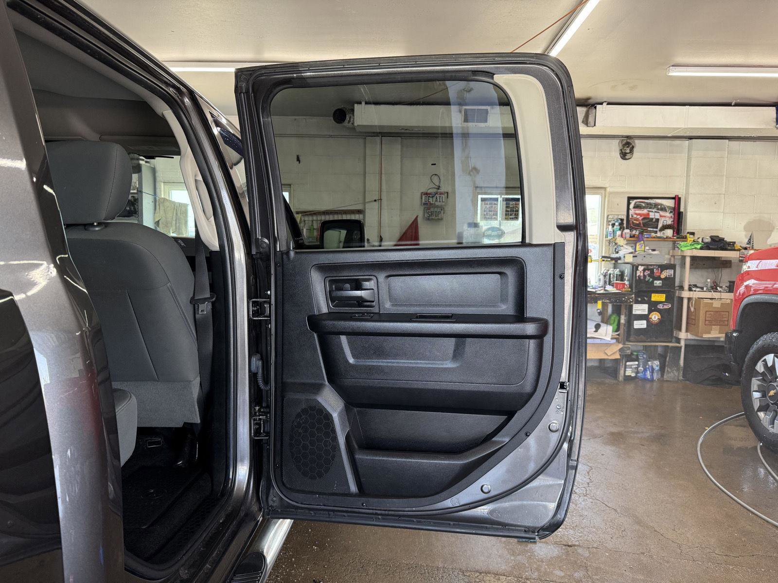 Used 2014 RAM 1500 Express AWD/4WD image 24