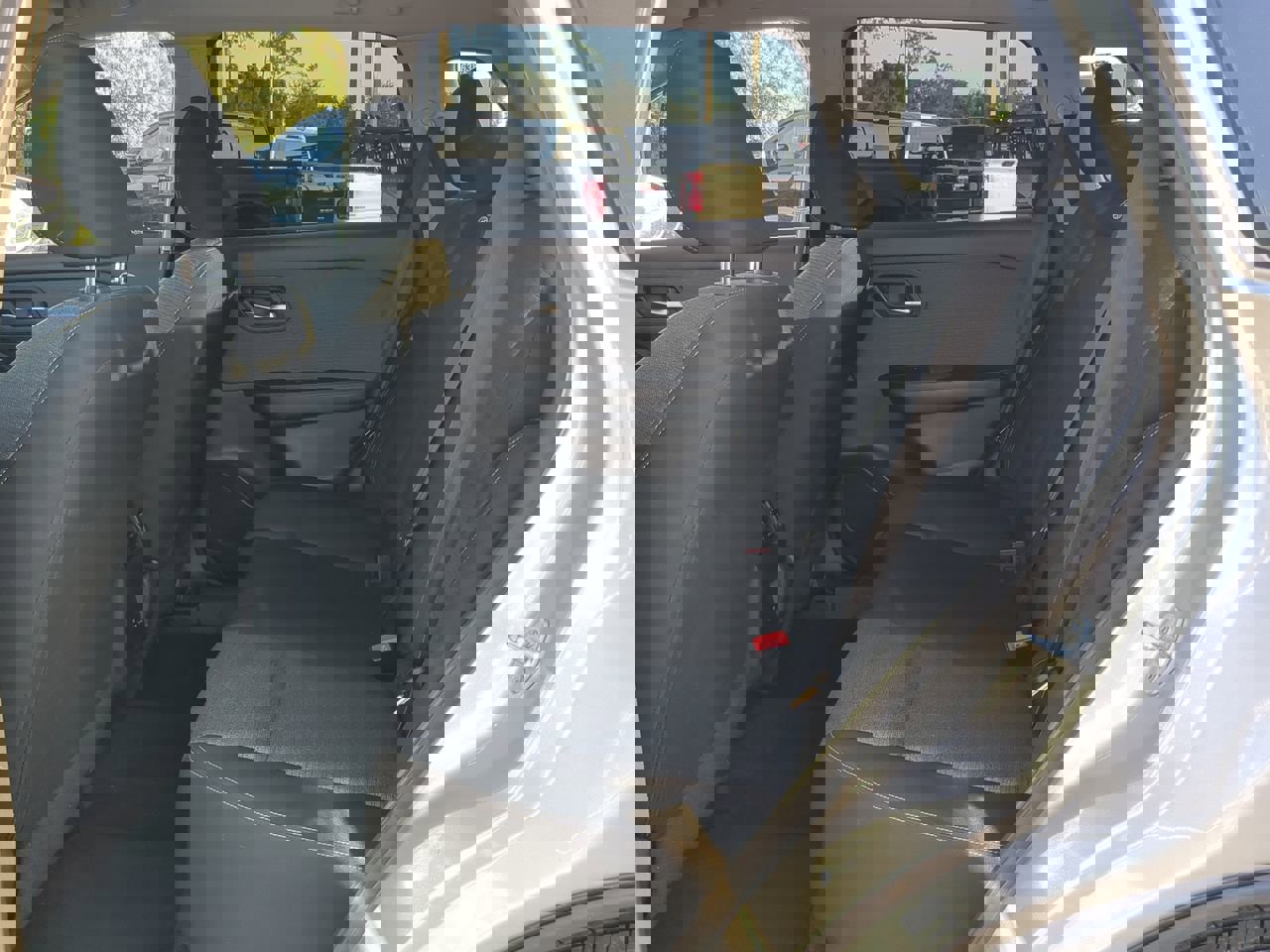 Used 2023 Nissan Rogue SV image 14