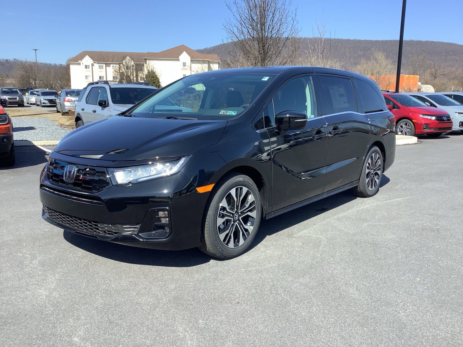 New 2026 Honda Odyssey Elite image 2