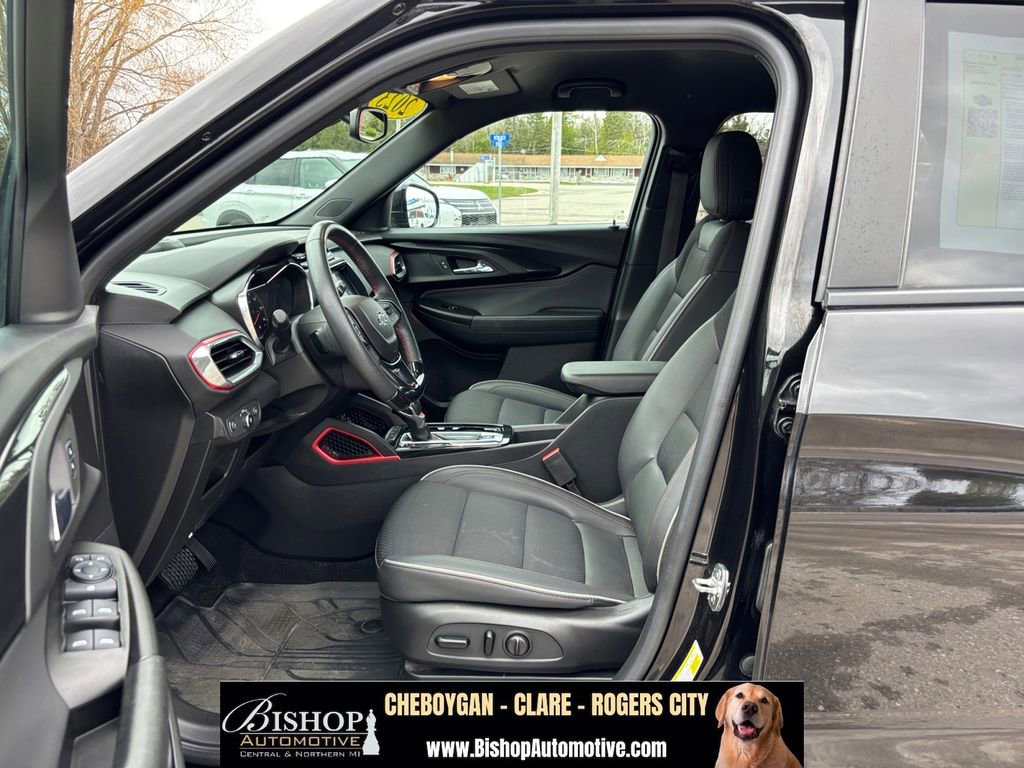 Used 2023 Chevrolet TrailBlazer RS w/ Convenience Package AWD/4WD image 7