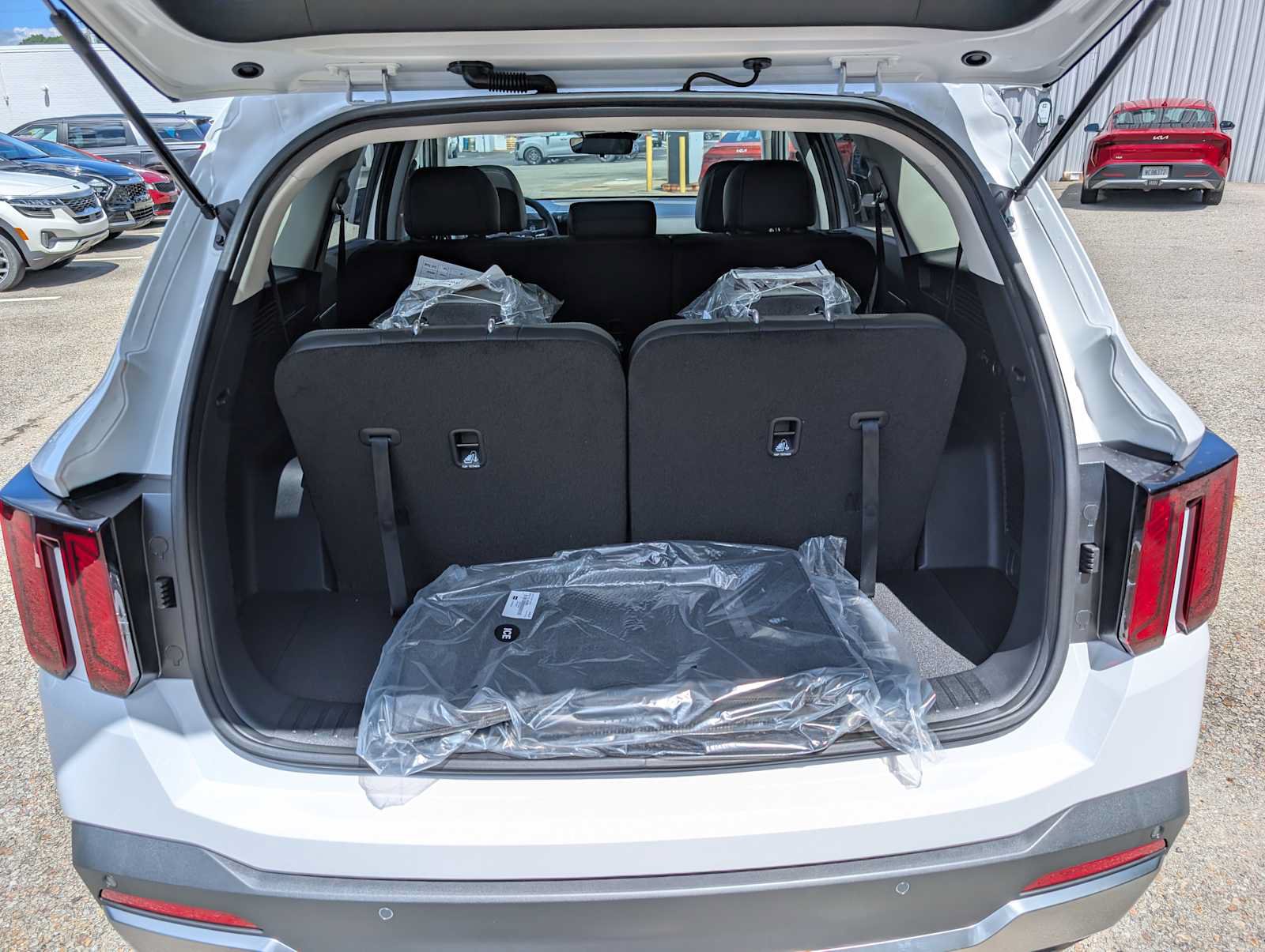 New 2026 Kia Sorento S AWD/4WD image 7
