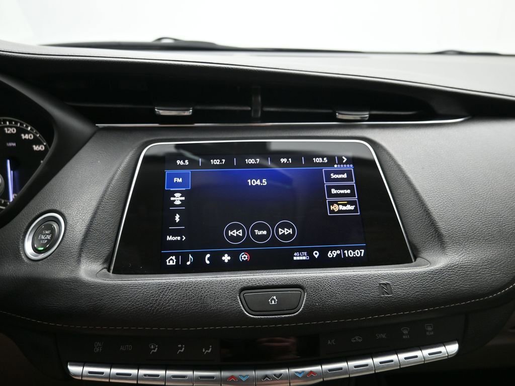 Used 2019 Cadillac XT4 Luxury FWD image 15